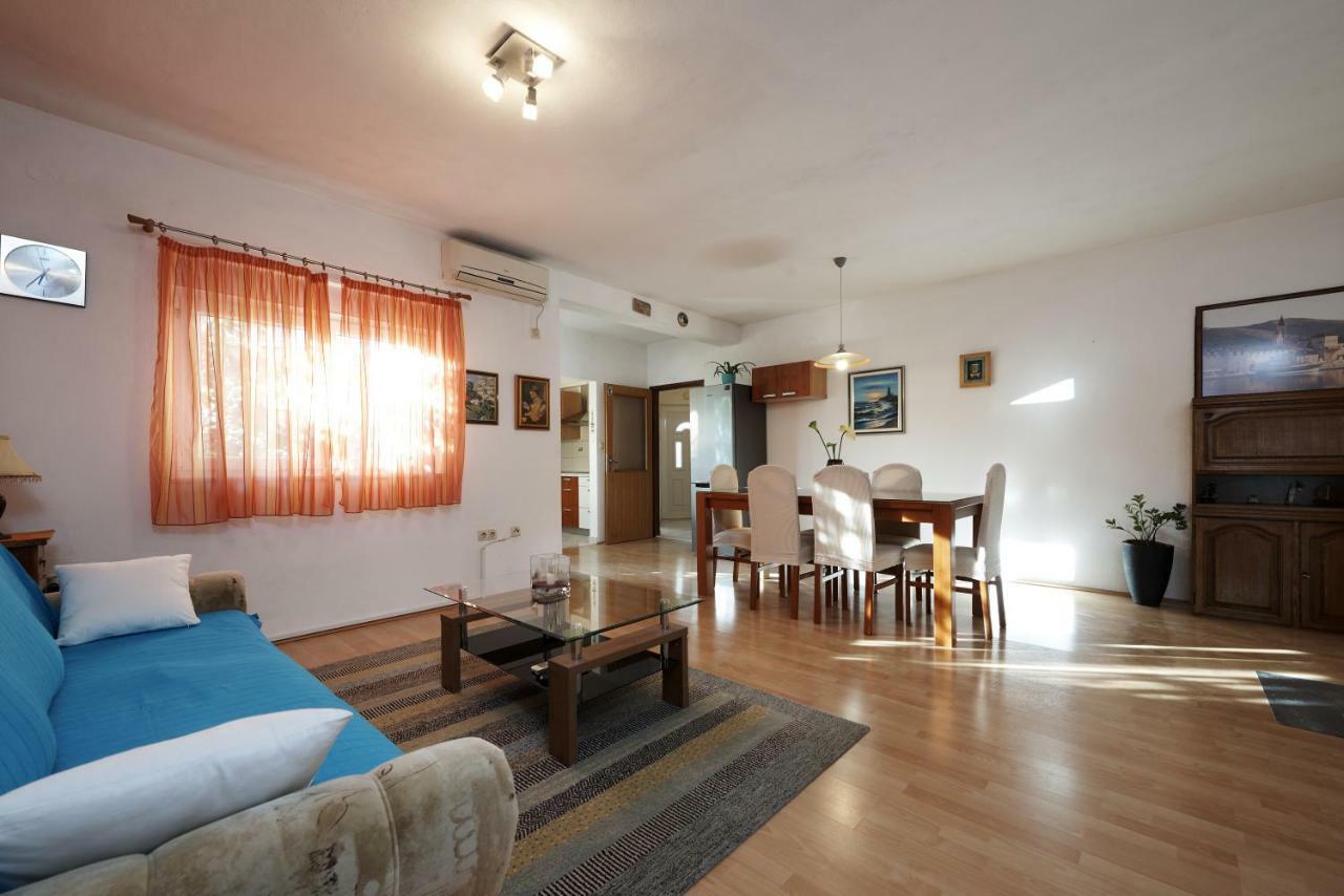 Apartman Antonio 特罗吉尔 外观 照片